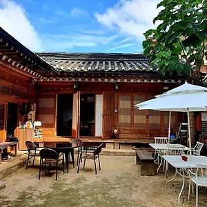  Hébergement de vacances Namhyundang - Hanok Korean Traditional House