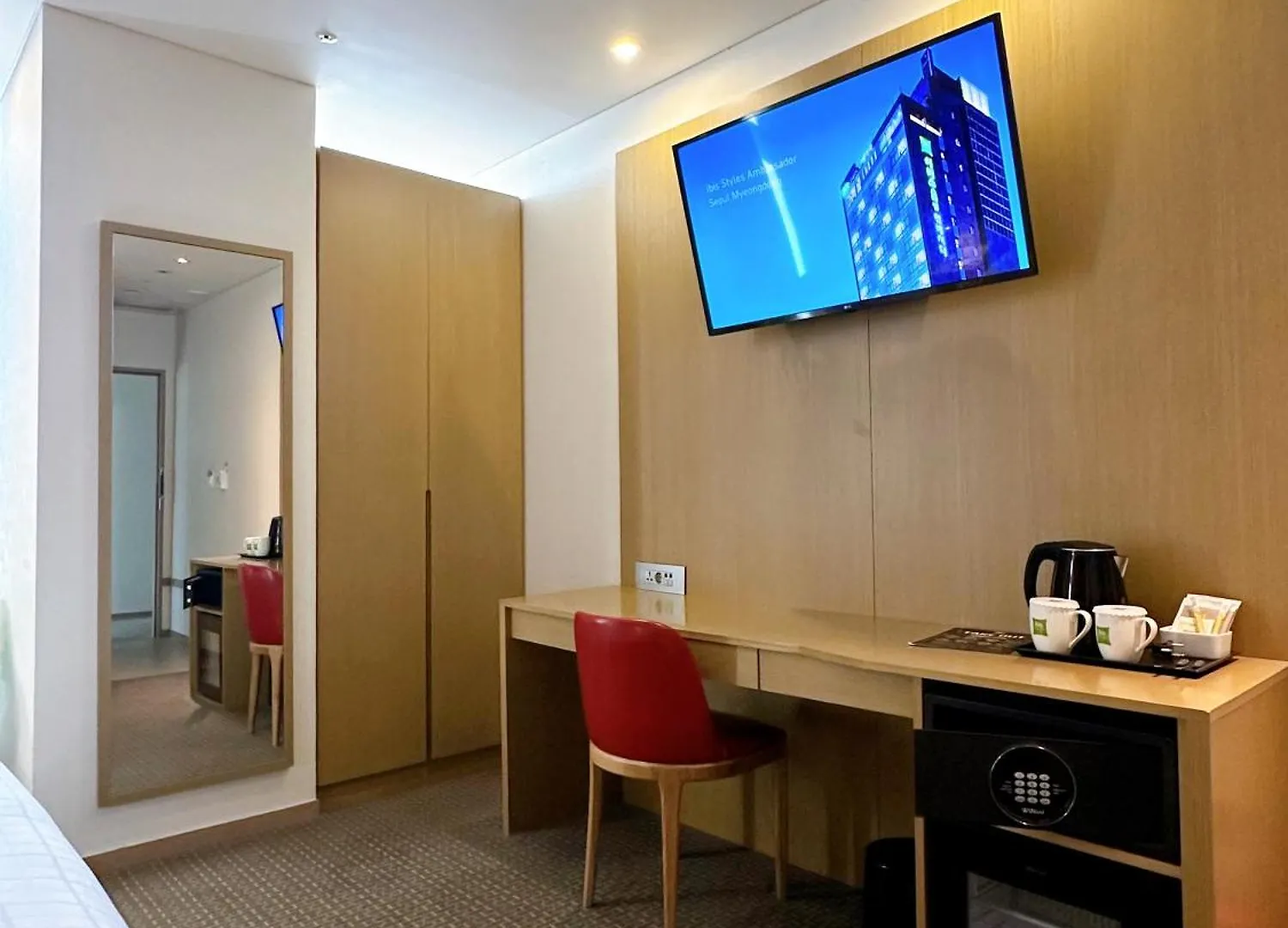 Ibis Styles Ambassador Seoul Myeong-Dong Hotel