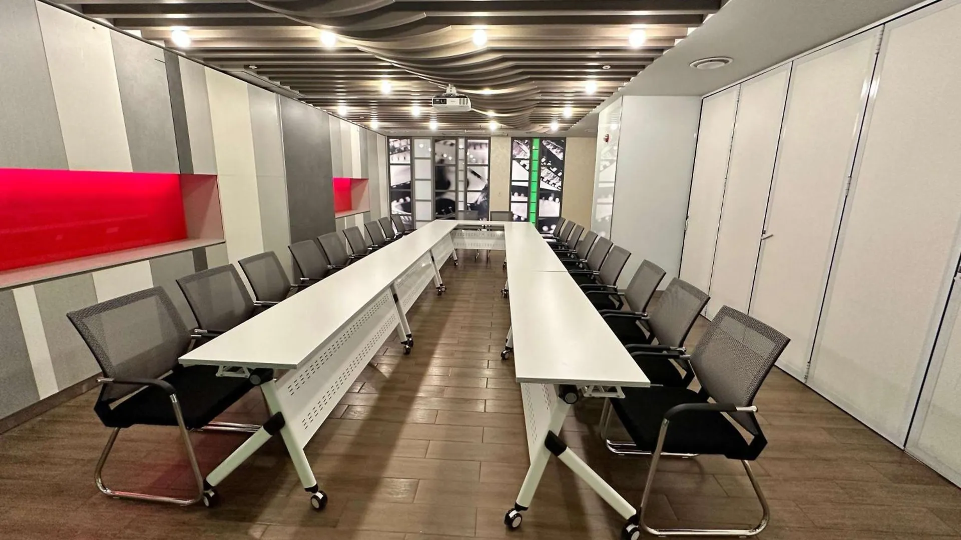 Hotel Ibis Styles Ambassador Seoul Myeong-Dong 4*,  Südkorea